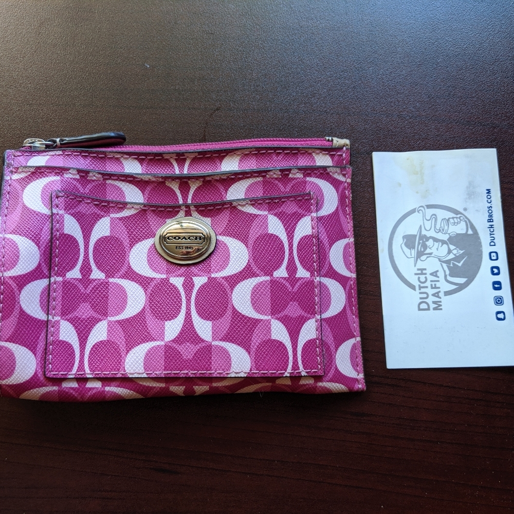 Mini Coach Wallet - Picture 2 of 3